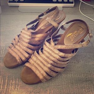 Aerosole bronze sandal heels